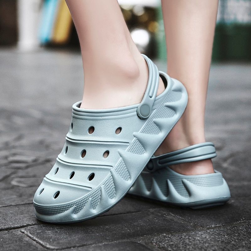 Men men Shoes Casual Slip-on Clogs 2021 New Summer Hollow-out Water Sandals Breathable&light Slippers Flip-flops Big Size 36-45