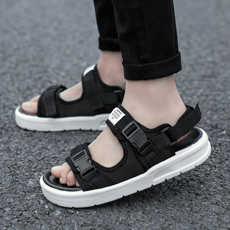 New Men Sandals Non-slip Summer Flip Flops High Quality Outdoor Beach Slippers Casual Shoes Cheap Men's shoes Water Shoes