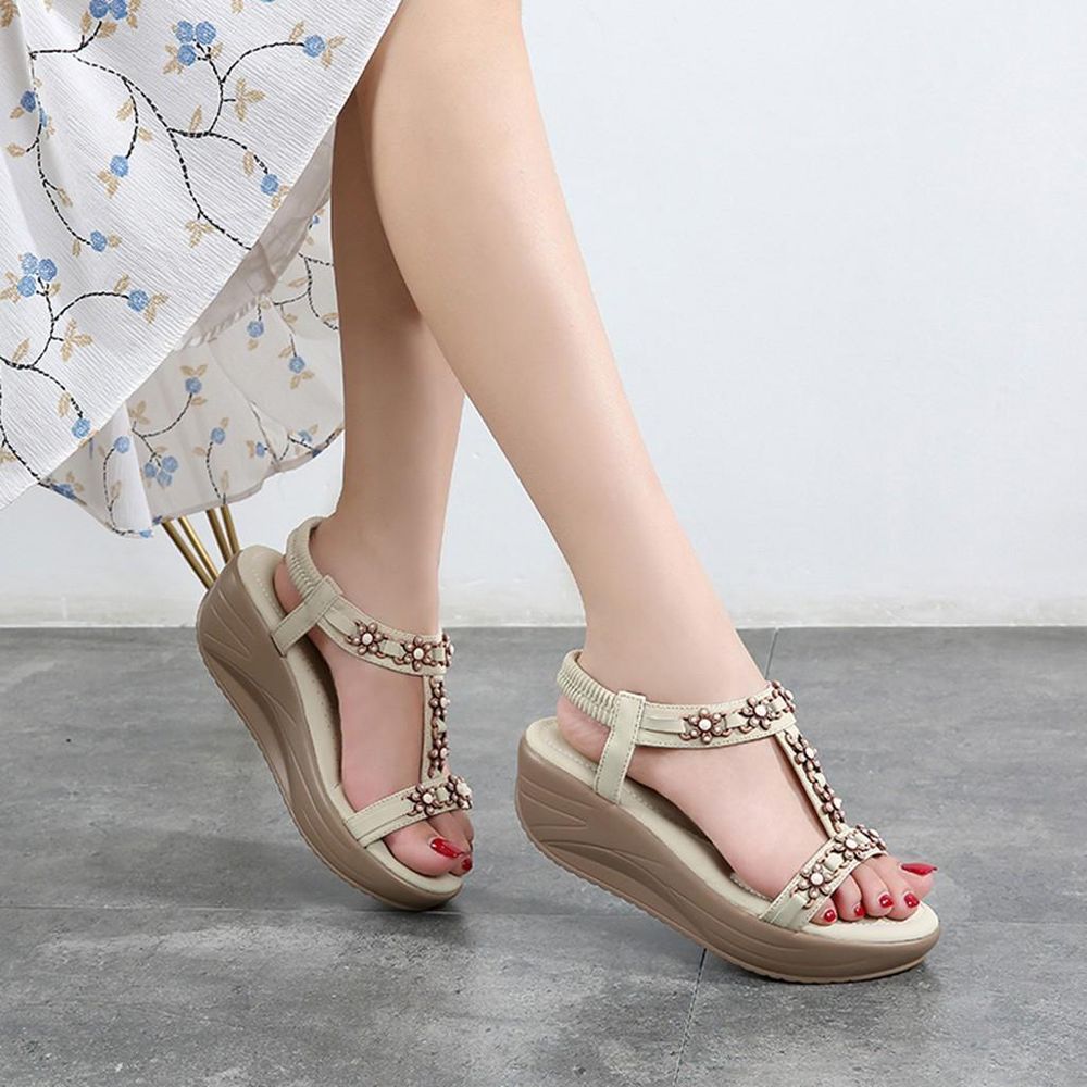 【ALLGOOD】Flat Shoes Female casual Bohemia WomenLadiesCrystal Wedges Sandals Beach Flops Flip Casual Shoes Ready stock