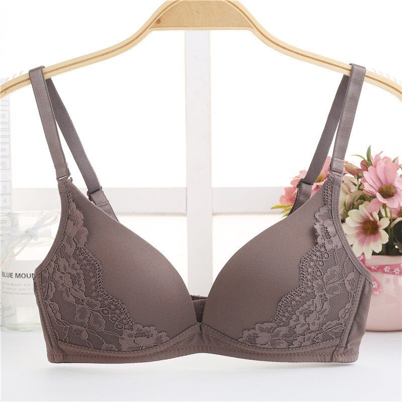 Arrival Seamless Super Soft Wire Free Bras Push Up Gather Bra Women Embroidery Vintage Wire Free Brassiere Female Underwear