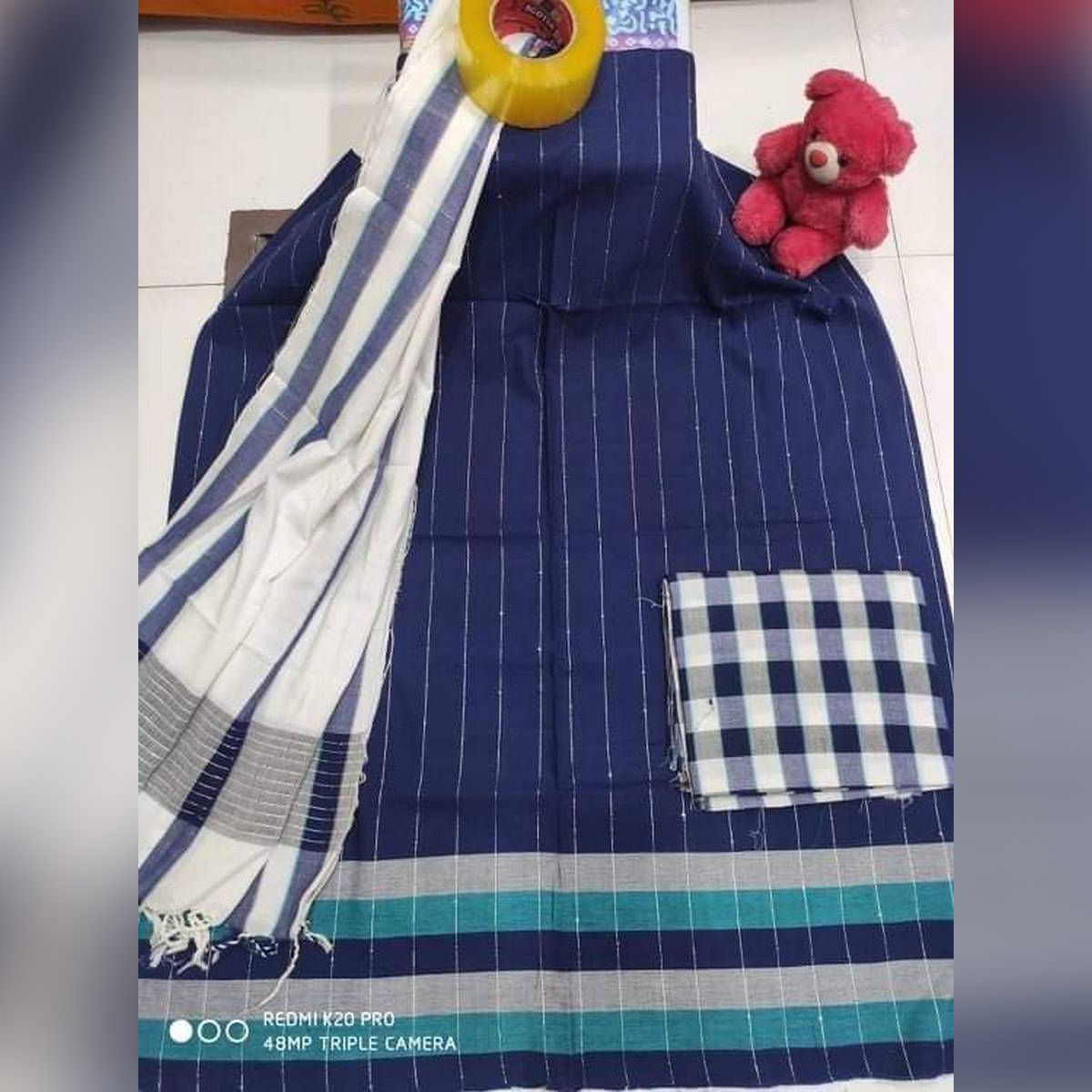 মিলন টেটার সুতির আনস্টিচড থ্রি পিস সালোয়ার কামিজ ড্রেস (3 পিস)