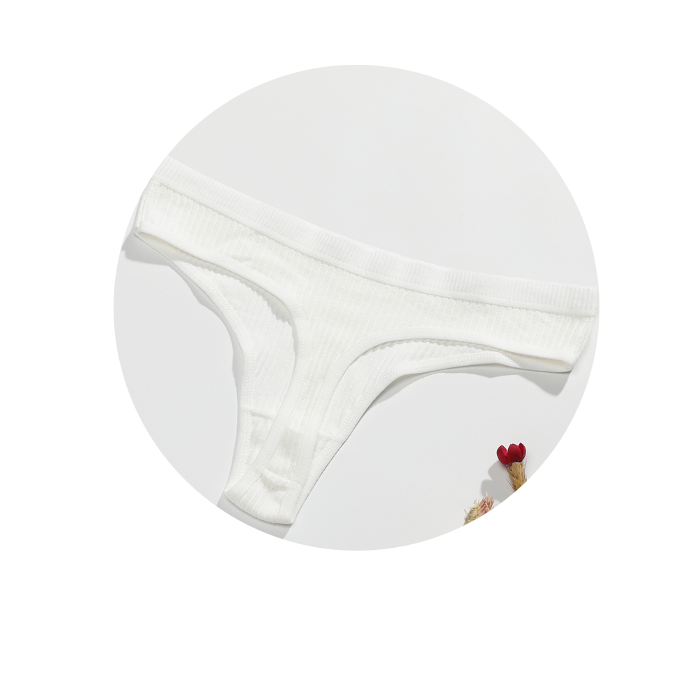 Pack of 1 - Women Soft Panties Fashionable Underwear Simple Women's Thong