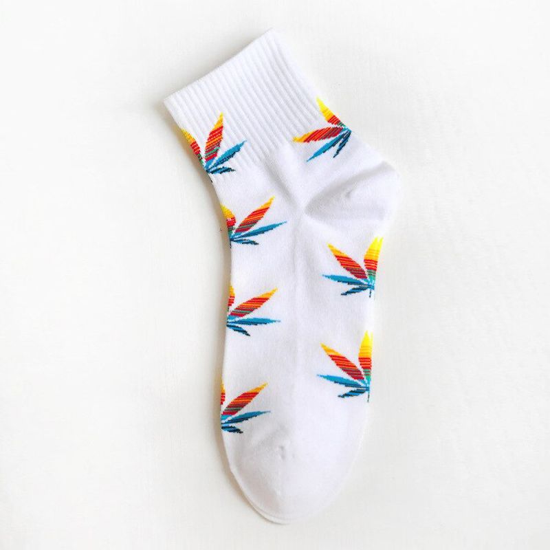 Unisex women cotton socks harajuku Maple leaf short socks skateboard hip hop sock spring summer female sox man meias mujer