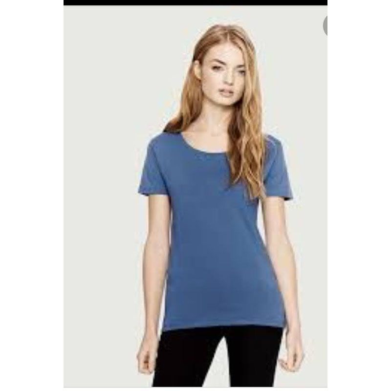 One color T shirt for women.