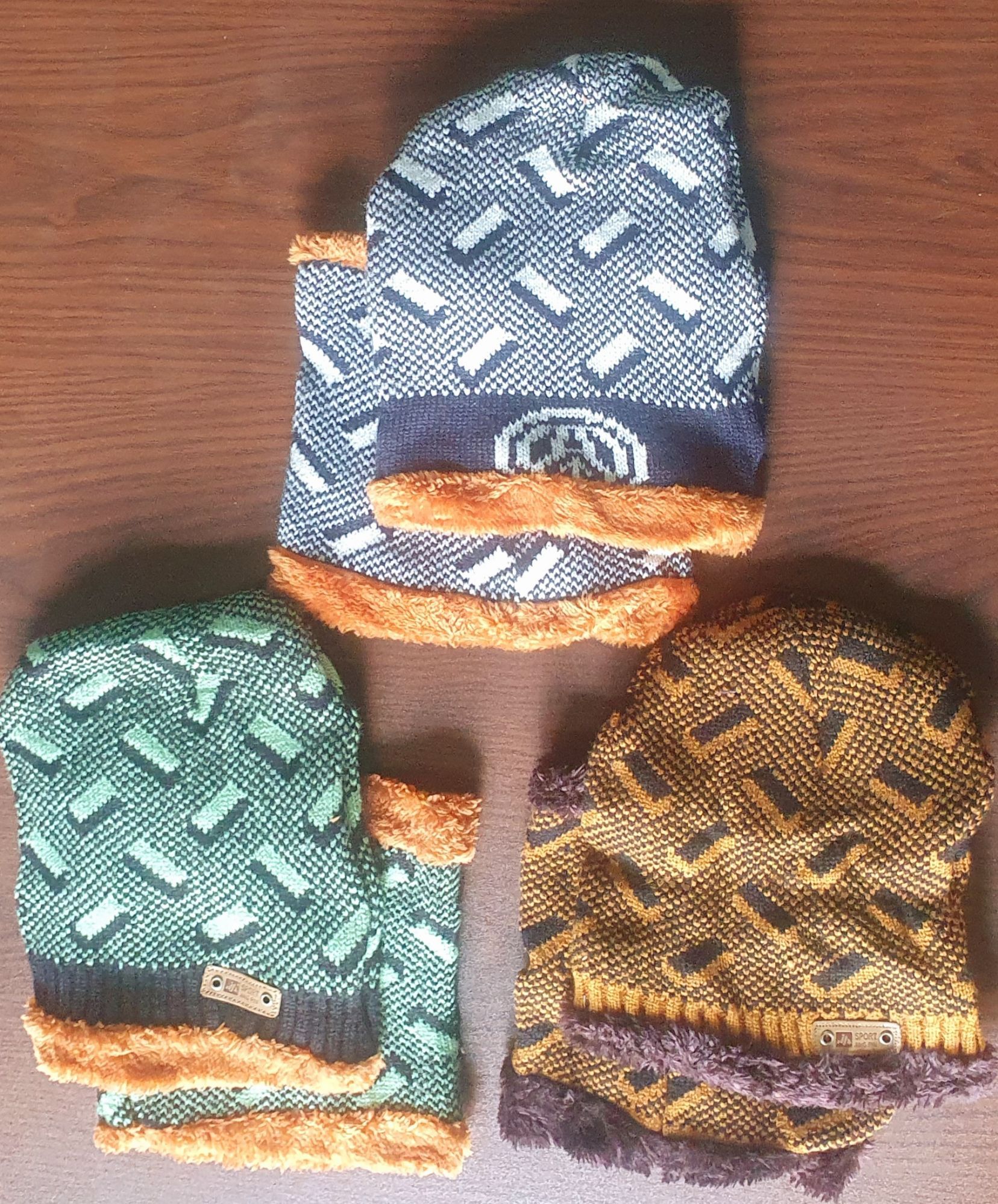 Winter Hat and Neck Warmer Set Wool Lining Thick Warmer for Men & Women