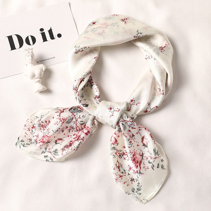 2021 Summer Silk Scarf Square Lady Hair Kerchief Shawls and Wraps Women Scarves Small Size Office Female Print Neck Foulard New