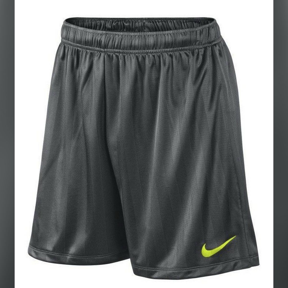 Football club half pants combo