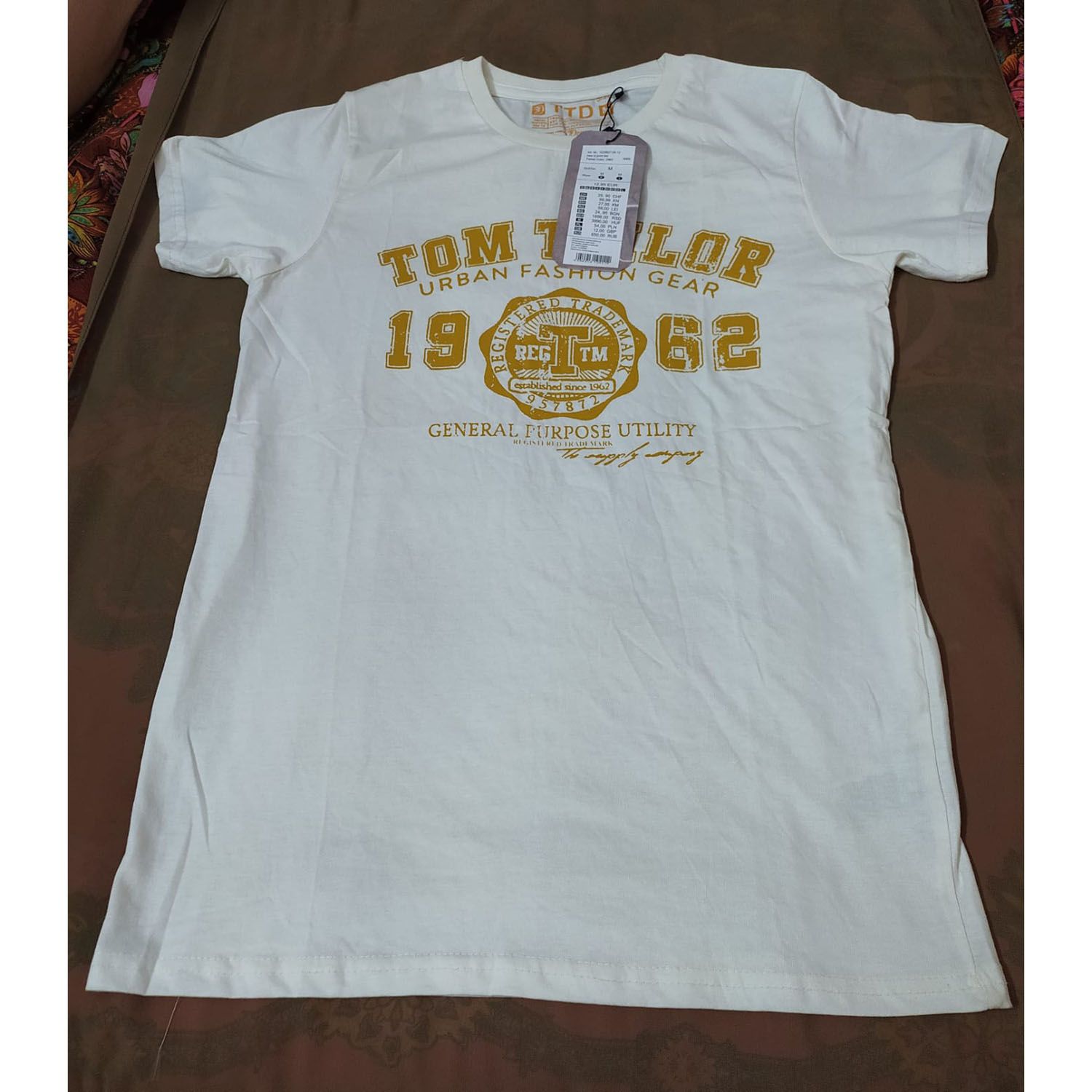 Half Sleeve T Shirt For adult  Men.100%export quality.