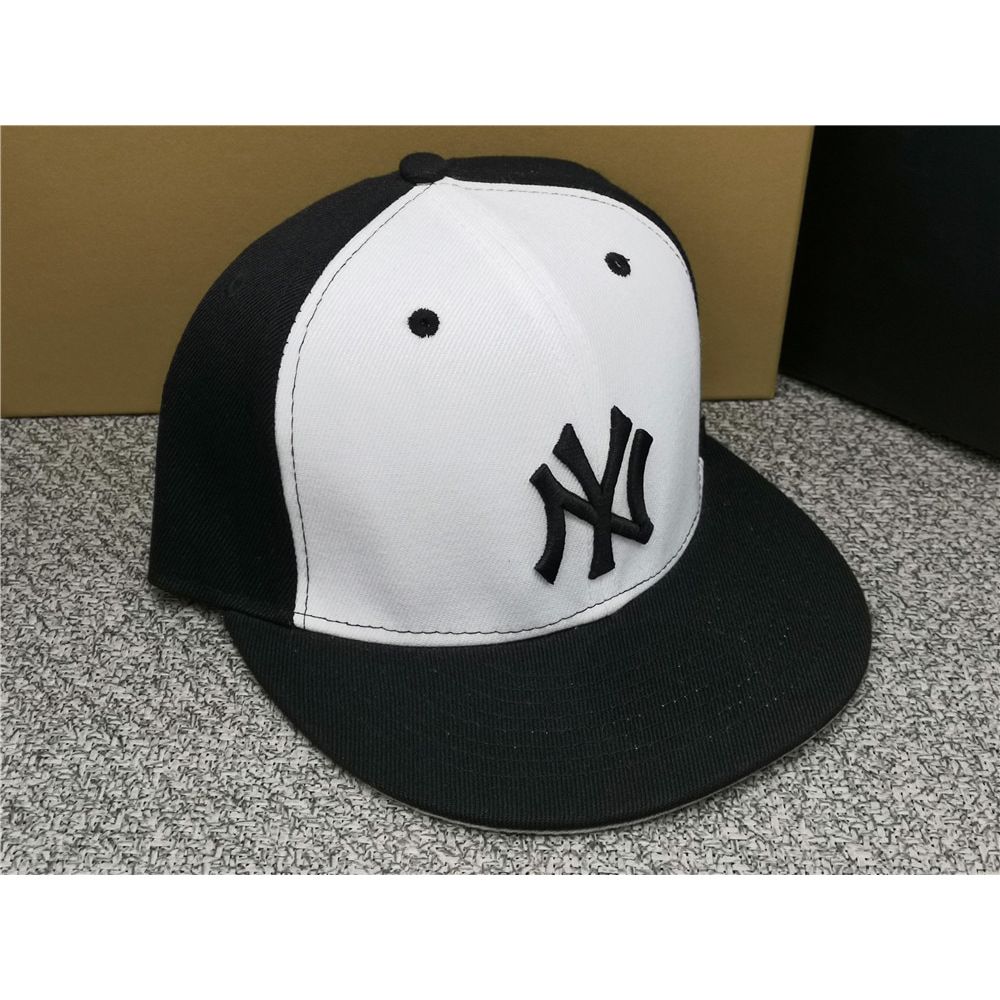 2020 New Top Fitted Hats Man Cool Adult Hip Hop Letter B Fitted Cap Men Women Full Closed Gorra