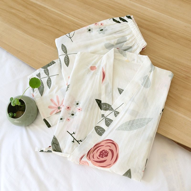 Japanese kimono suit pajamas spring and summer ladies cotton three-quarter sleeves big flowers home clothes thin loose