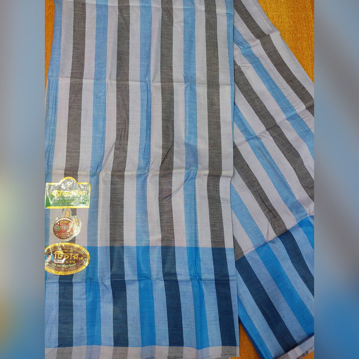 Best Quality Lungi (6 Hat Stitched Lungi)