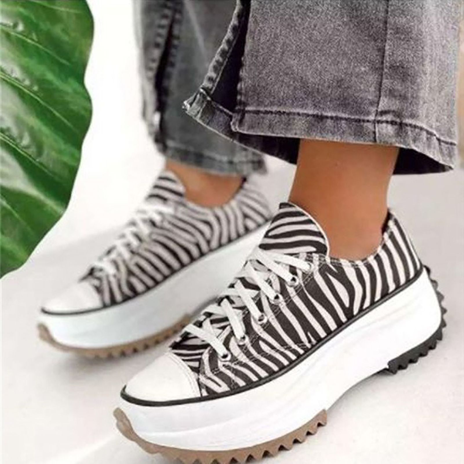 Casual Sneakers Solid Color Low-top Bandage Casual Canvas Sneakers