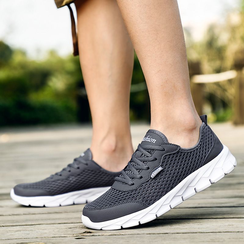 Fashion Sneakers Outdoors Breathable Light Mesh Men Women Shoes Casual Men Shoes Lace-up Women Shoes Plus Size 35-48