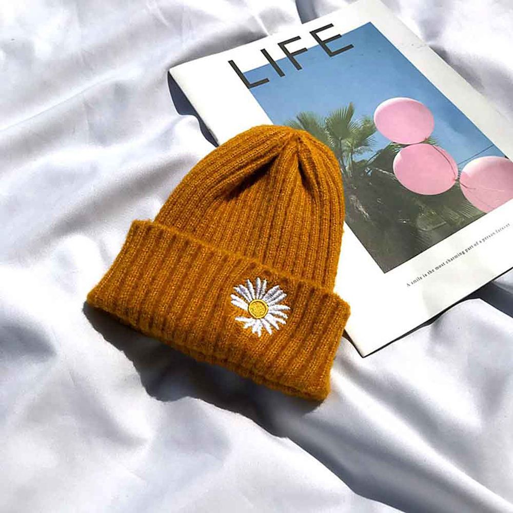 Daisy Embroidery Candy Colors Hat Women Knitted Hat Warm Soft Trendy Hat Kpop Style Wool Beanie All-match Hat Men