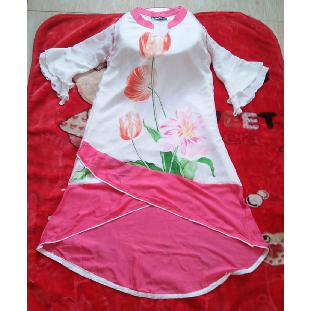 Pink White Slab Cotton Ladies Kurti Medium size