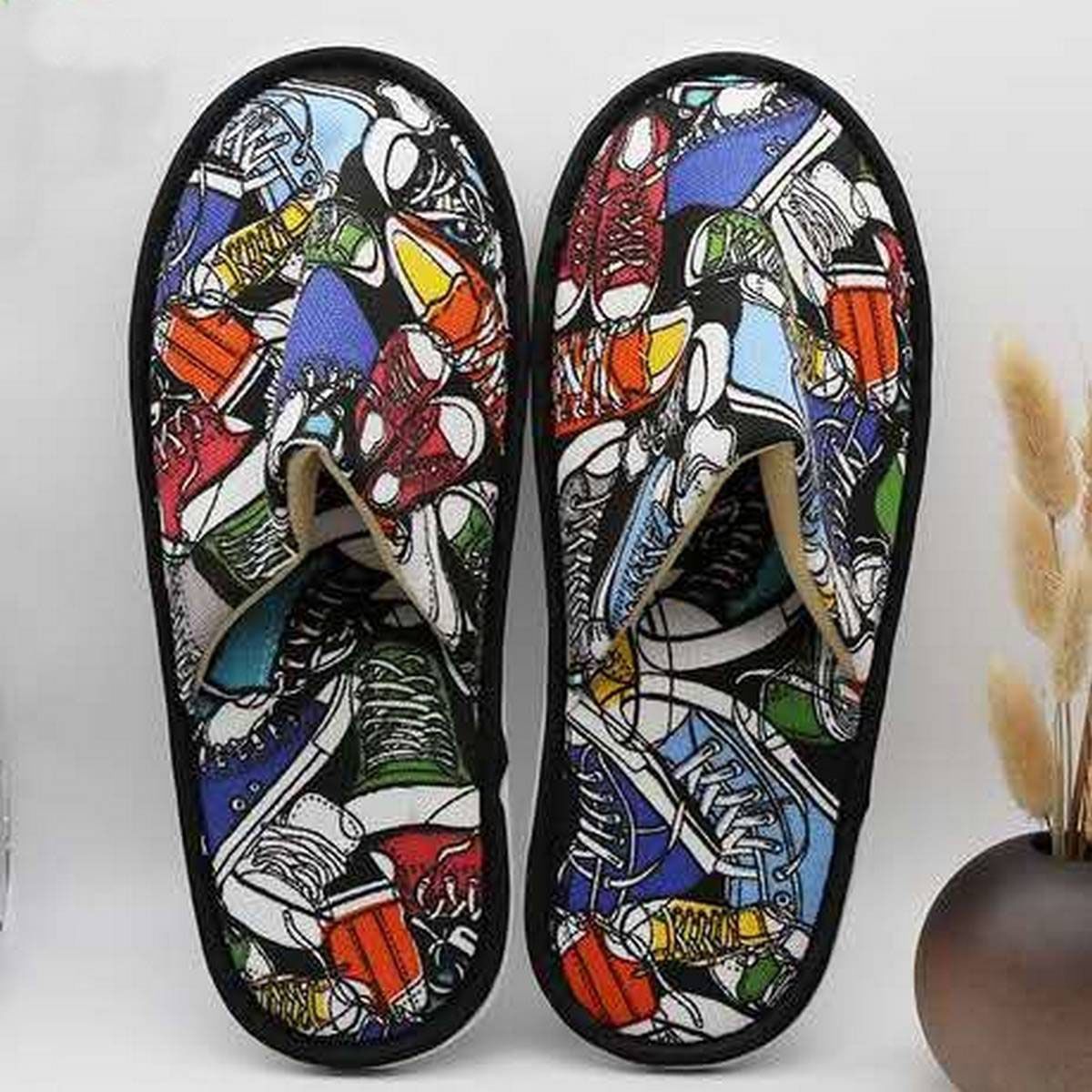 Full Covered Bedroom slipper For Men & Woman