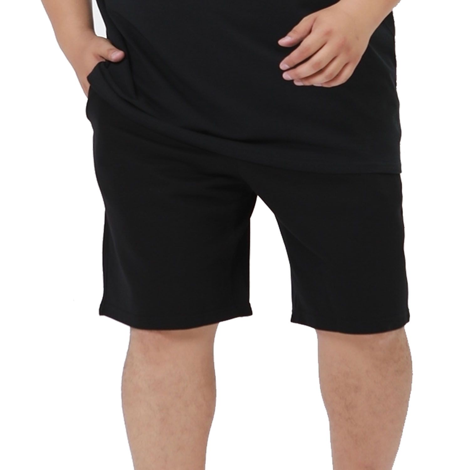 Black Color Trendy Short Cargo Pant for Men.