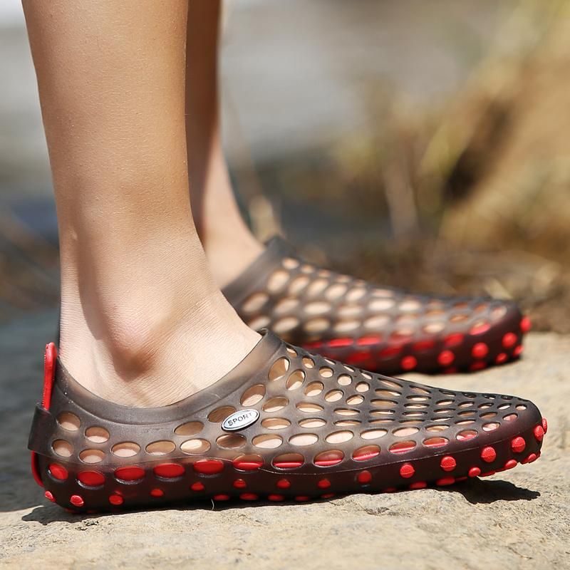 Hollow Out Shoes Men Women Quick Dry Water Shoes Men Beach Outdoor Hiking Sandals Men Breathable Flat Shoes Men Non-slip Shoes Men Size 36-45