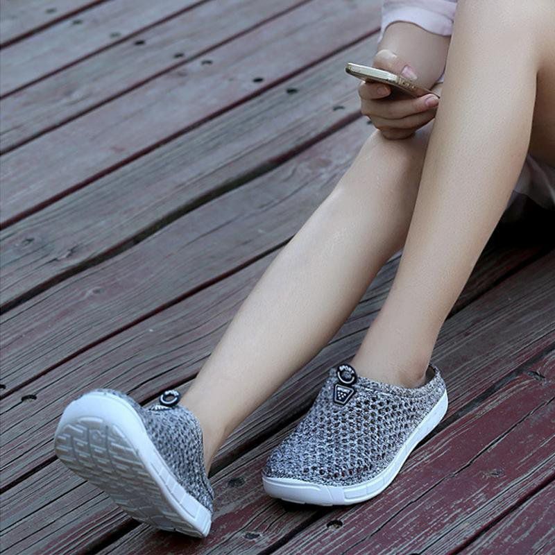 Women Leisure Slippers Summer Beach Sandals Hollow Shoes (Grey) - intl