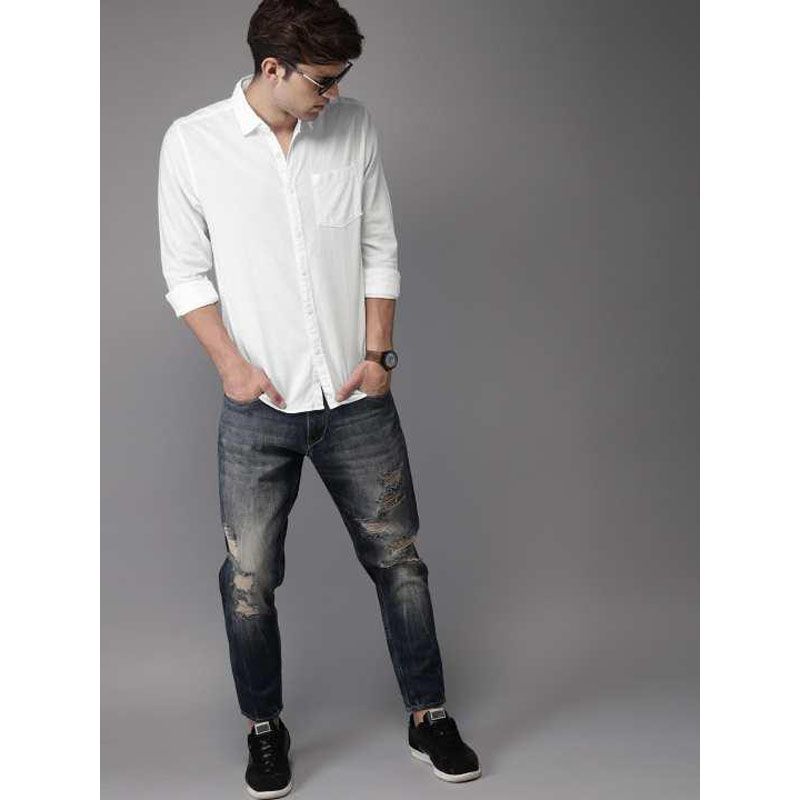 Men Solid Casual Spread Collar Shirt