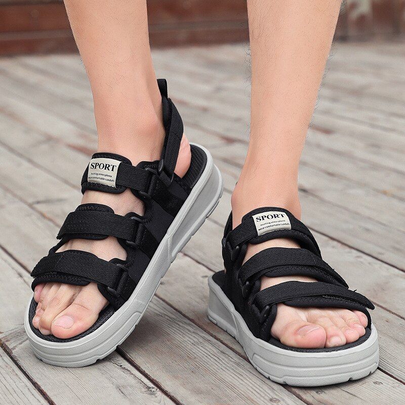 Men's antislip sandals Men Beach shoes Men's Roman Sandals Summer Men's Outdoor Flat Sandals Large Size 36-46 Srts Sandalias