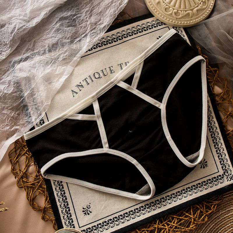 Soft Cotton Panties for Women Solid Underwear Middle Waist Lingerie Breathable Briefs Antibacterial Panty