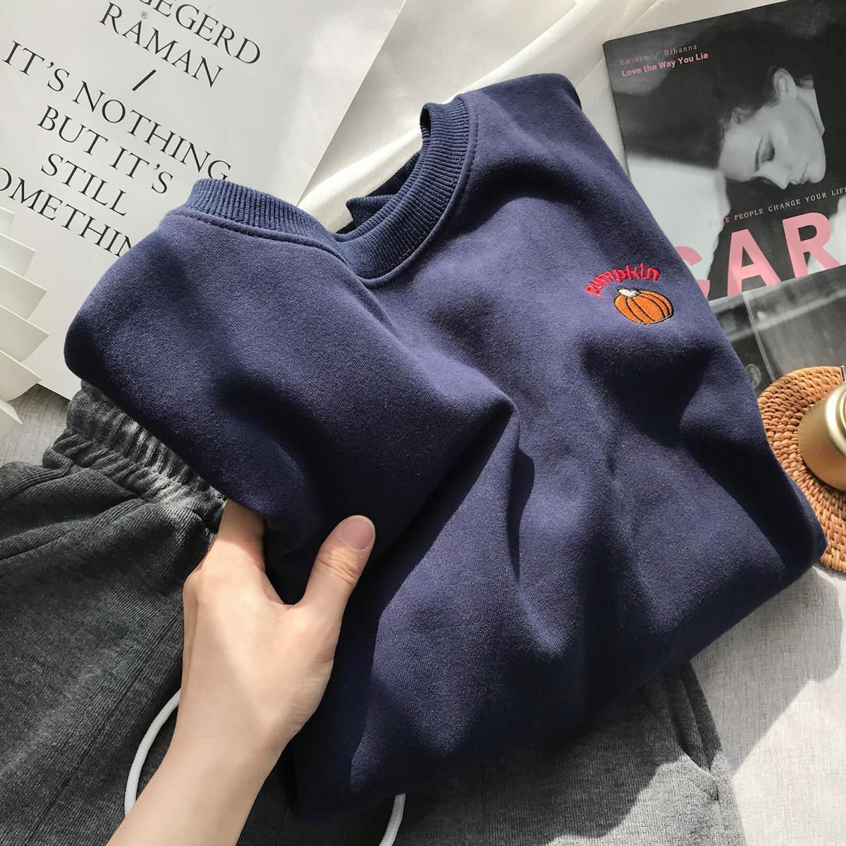 Sweatshirt Spring autumn Korean preppy small pumpkin embroidery O-neck shirt men women plus velvet thickening outer loose tops