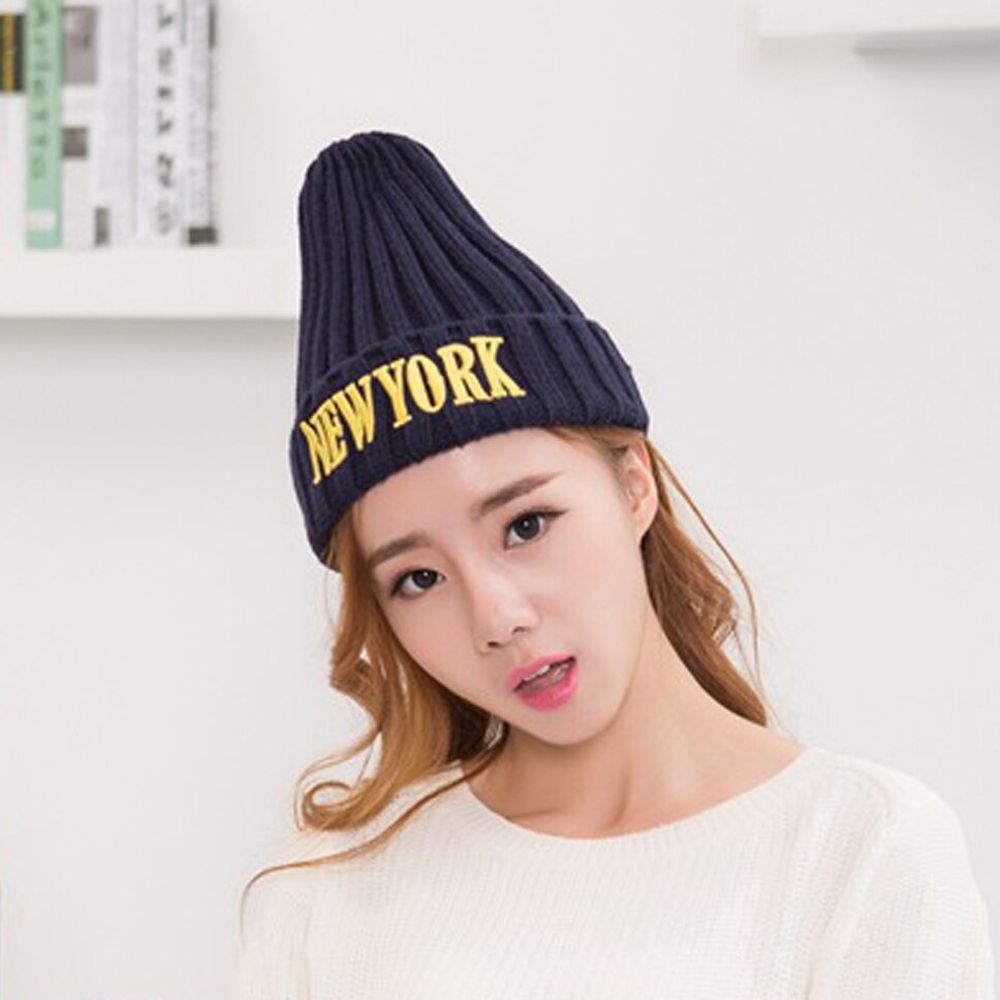 Men's And Women's Tide Knit Pointed Hat Comfortable Casual Letter Embroidery Outdoor Cap Winter Warm Twist Braided Hat