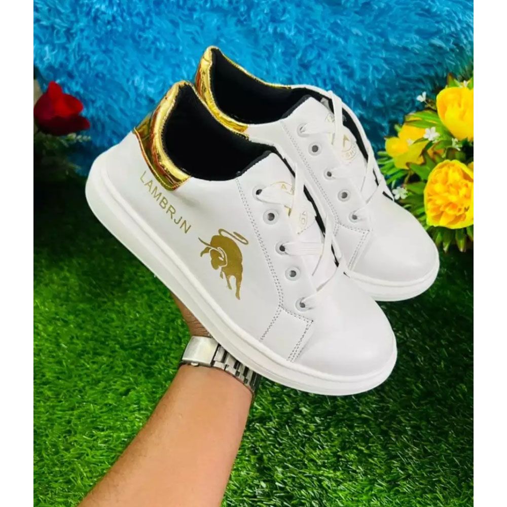 Winter shoes for men with 5g houwie sool and cool design.