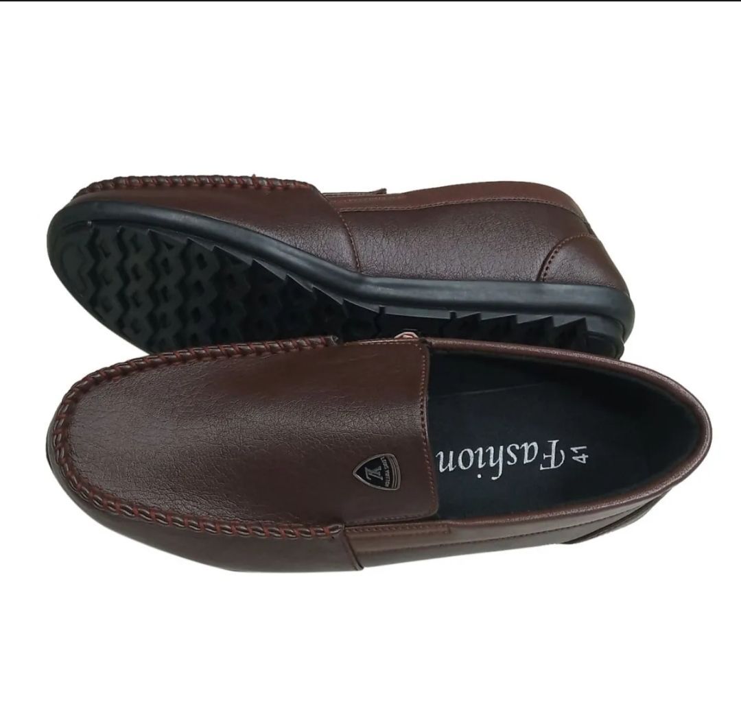 Fashion Leather Slip On Casual Shoes for Men