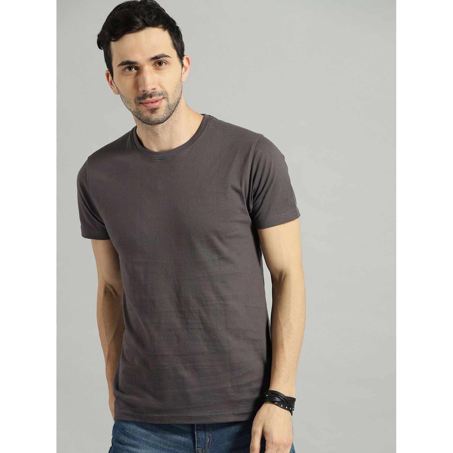 Solid Half Sleeve T-shirt for Man