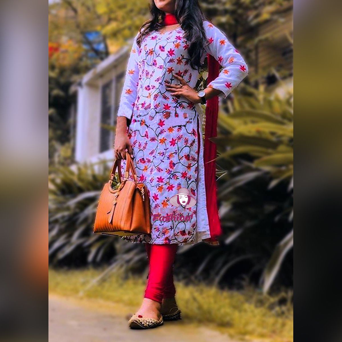 জর্জেট থ্রি পিস-সাদা রঙের জর্জেট/জর্জেট অ্যামব্রয়ডারি কাজ মহিলাদের জন্য সালোয়ার কামিজ থ্রি পিস (3 পিস)