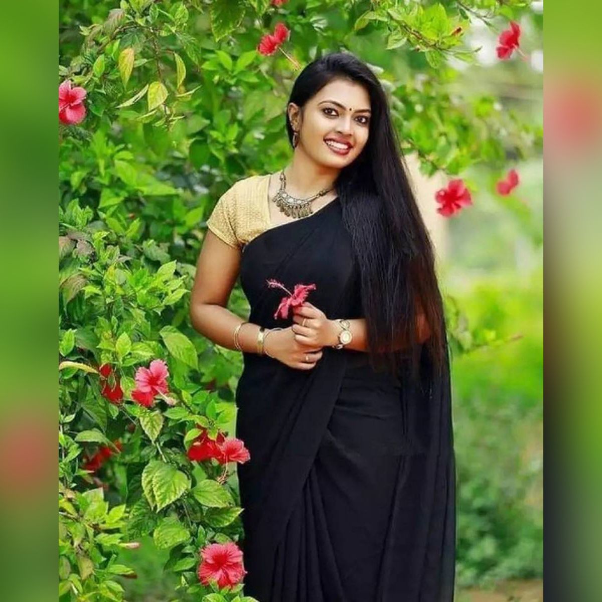Moslin Than Sarees For Women