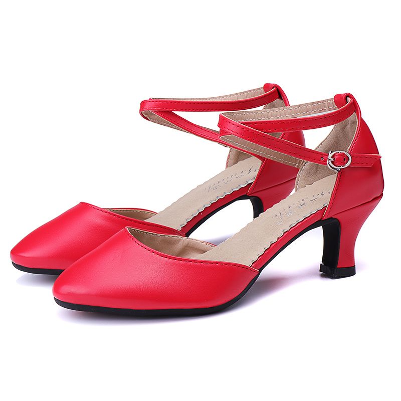 women dance shoes