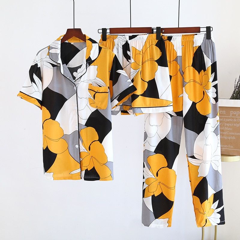 Women's Spring And Summer100%Viscose Pajamas Three-piece Short Sleeve + Shorts + Trousers Soft And Comfortable Homewear