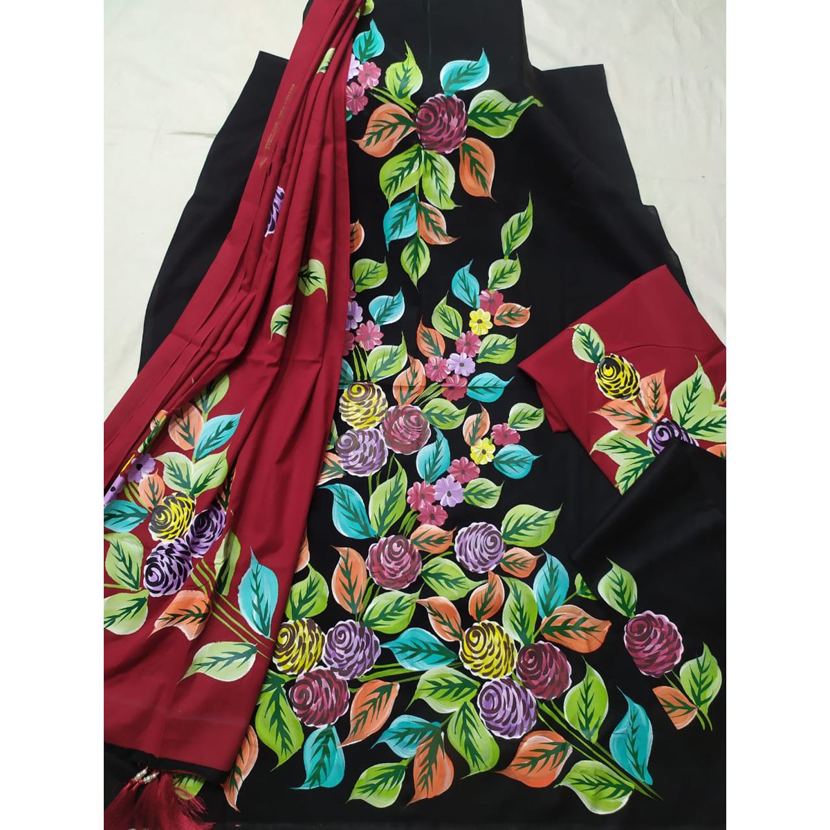 Fashionable Hand paint Dress 3pieces