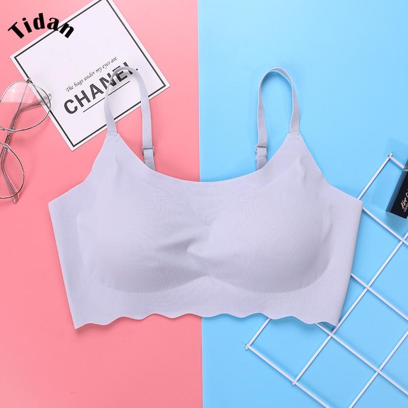 Bra for girls Ice Silk Underwear No Trace Anti-light Bra Wrapped Chest Tube Top Sports /Ready Stock
