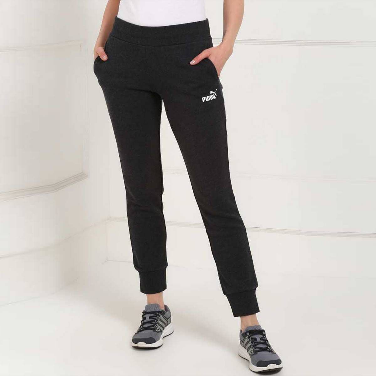 Slim-Fit Sweatpants / Joggers for Woman - Deep Black - BW-5044
