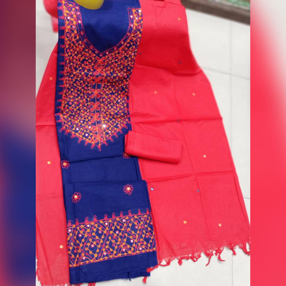 Nadia Cotton Tater Ari Work Skin Print Unstitched High Quality Fabric Three Piece Salwar Kamiz { 3 Piece } তাঁতের স্ক্রিন প্রিন্ট থ্রি পিস
