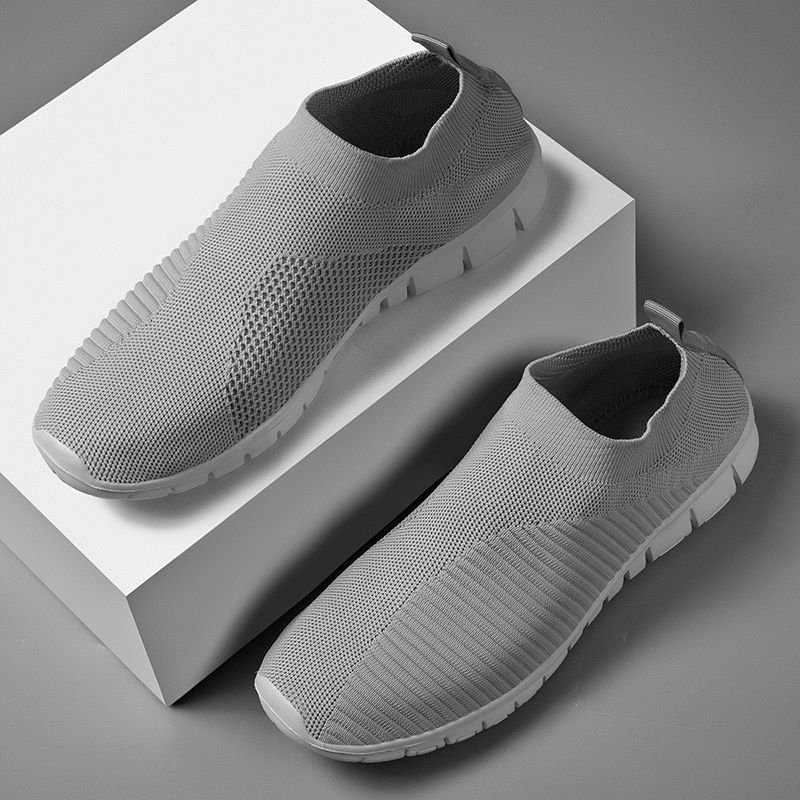 Couple Shoes Sneakers for Men Mesh Breathable Slip On Men Running Shoes Big Size 35-47 Outdoor Walking Casual Shoes For Men Black Shoes Boy Sneakers