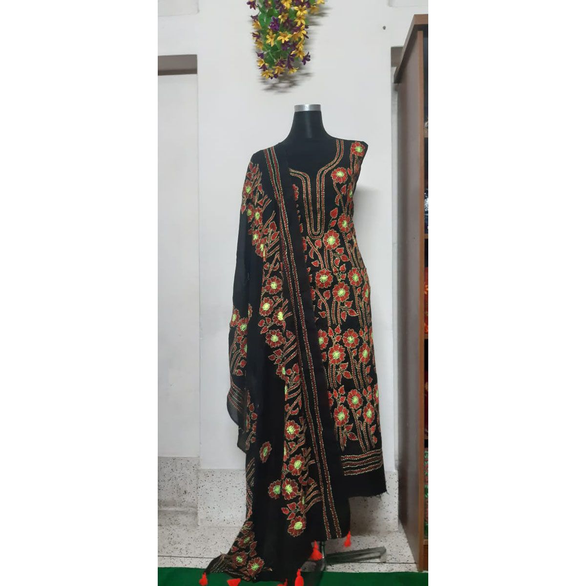 Three Piece Salwar Kamiz Dresses ( 3 Piece)