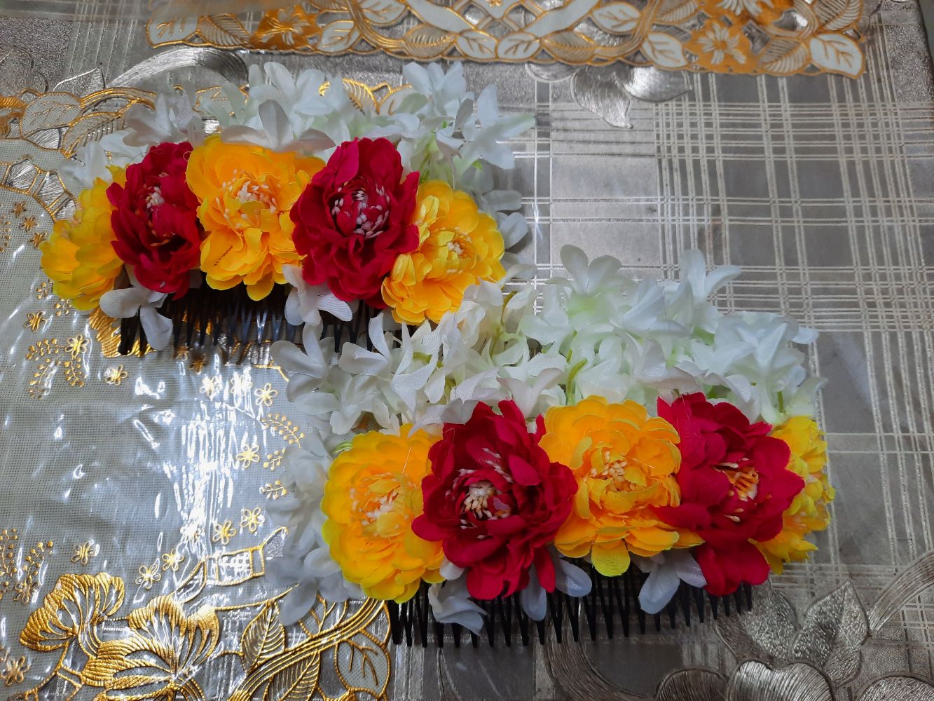 Artificial flower Decorated Hair Side Clip