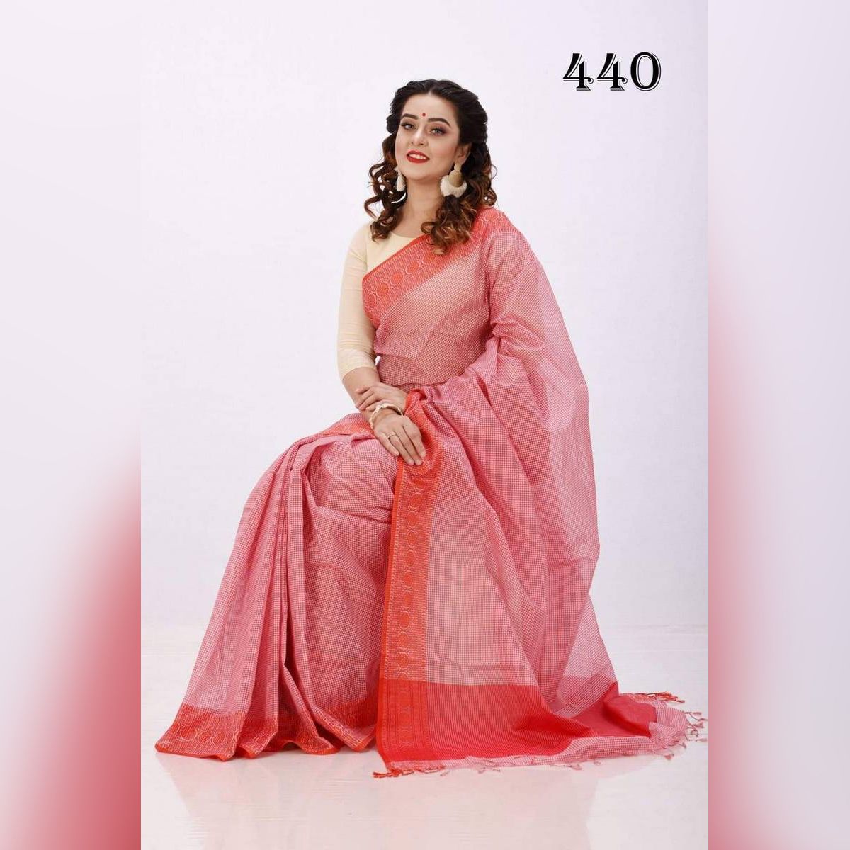 Red Check Cotton Stylish Saree For Women