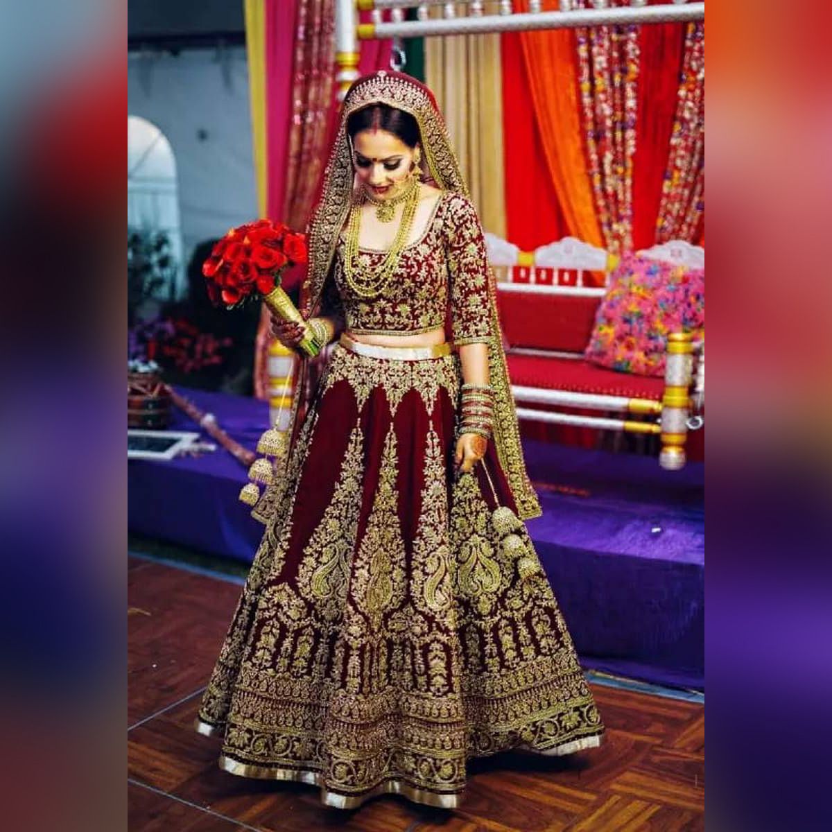 মহিলাদের জন্য সেমি-স্টিচড জর্জেট অ্যামব্রয়ডারি ওয়ার্ক ফ্রি সাইজের এক্সক্লুসিভ ডিজাইনার লেহেঙ্গা-পার্টি স্যুট