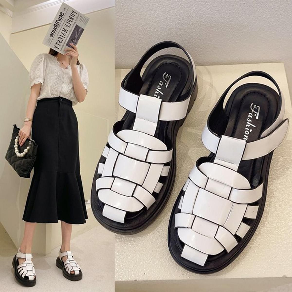 New Rome Sandals Women Flat Shoes Round Toe Holiday Beach Shoes Woman Comfort Thick Sole Sandalias Mujer