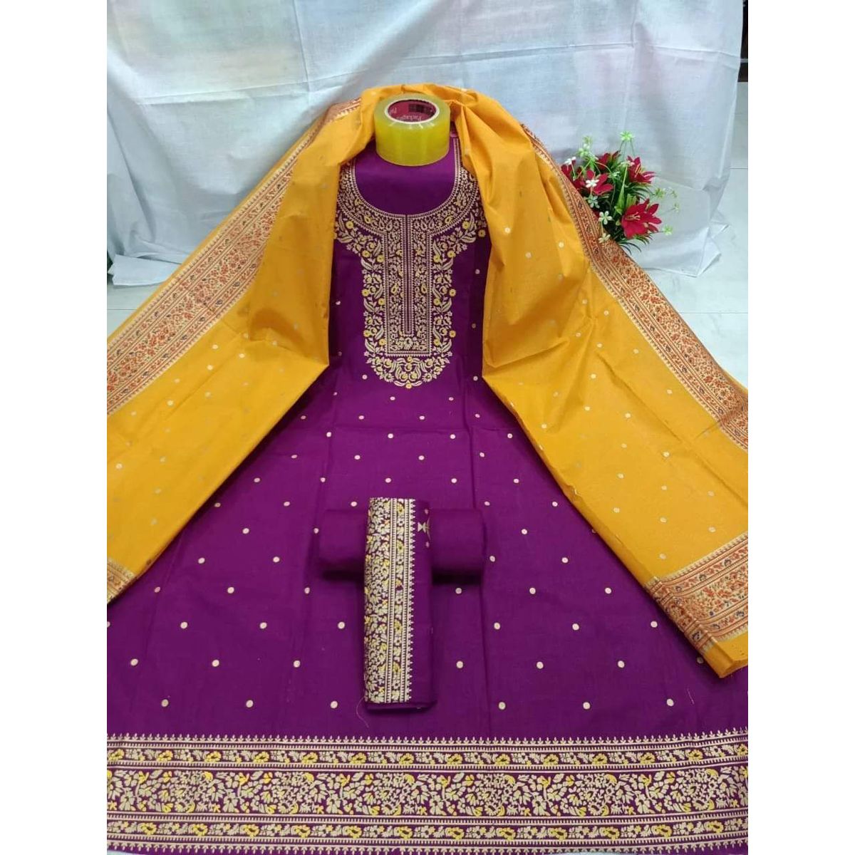 Unstitched Fashionable High Quality fabrics and Screen Printed Pure Cotton Three Piece-15