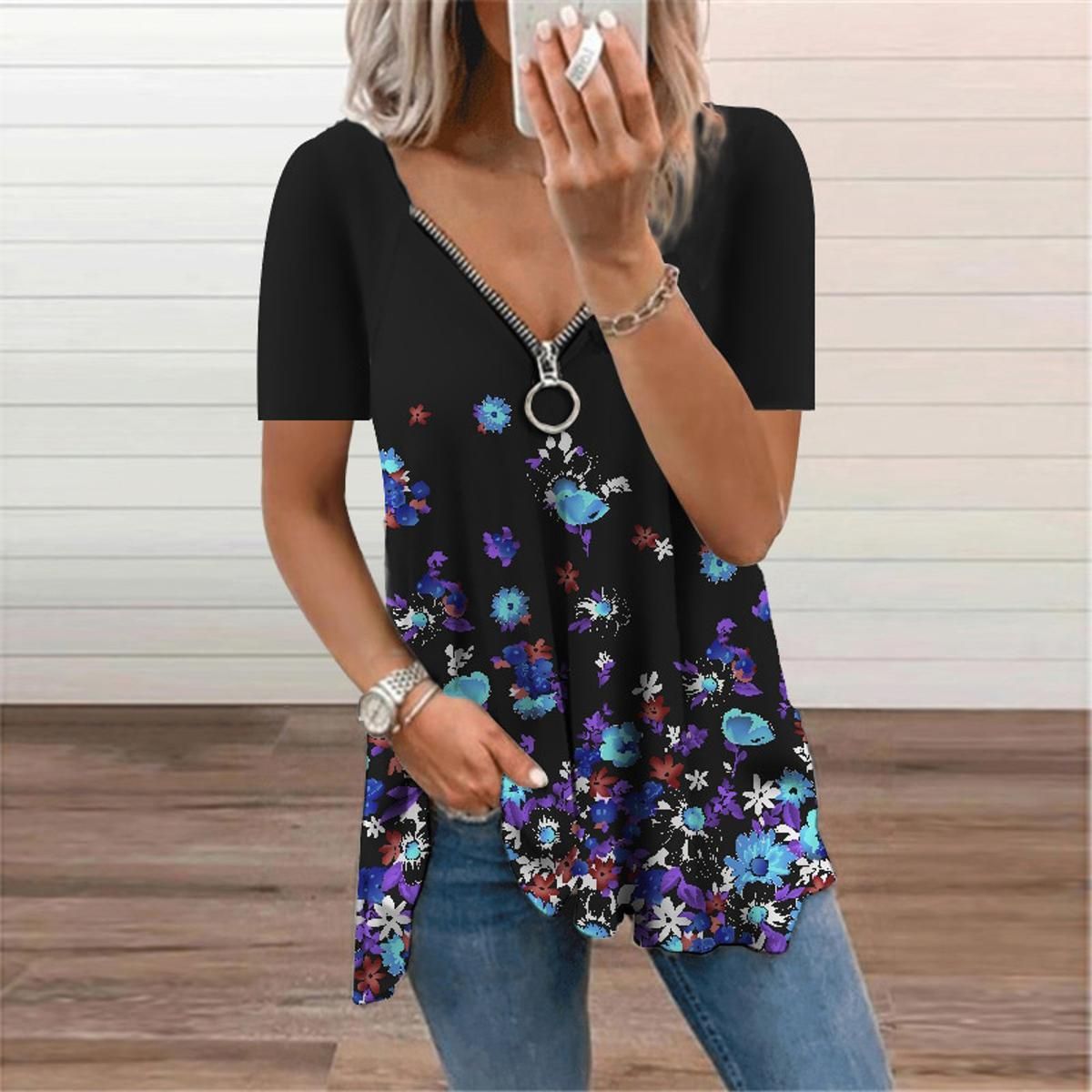 Letter Graphic Print Women's Clothing 2021 New Summer V-Neck Zipper Casual T-shirt Ladies Tunic Tops Fashion Oversize Tee Shirts