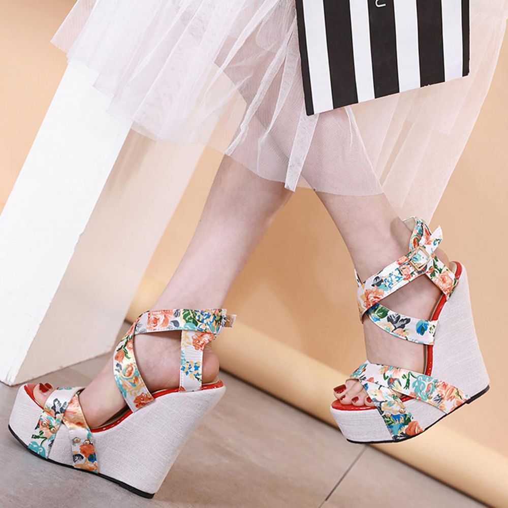 New Fashion Women Summer Platform High-Heeled  Round Toe Sandals Party Shoes