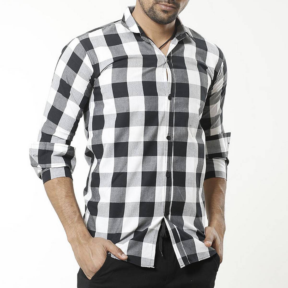 Fashionable Check Slim Fit Shirt for Men