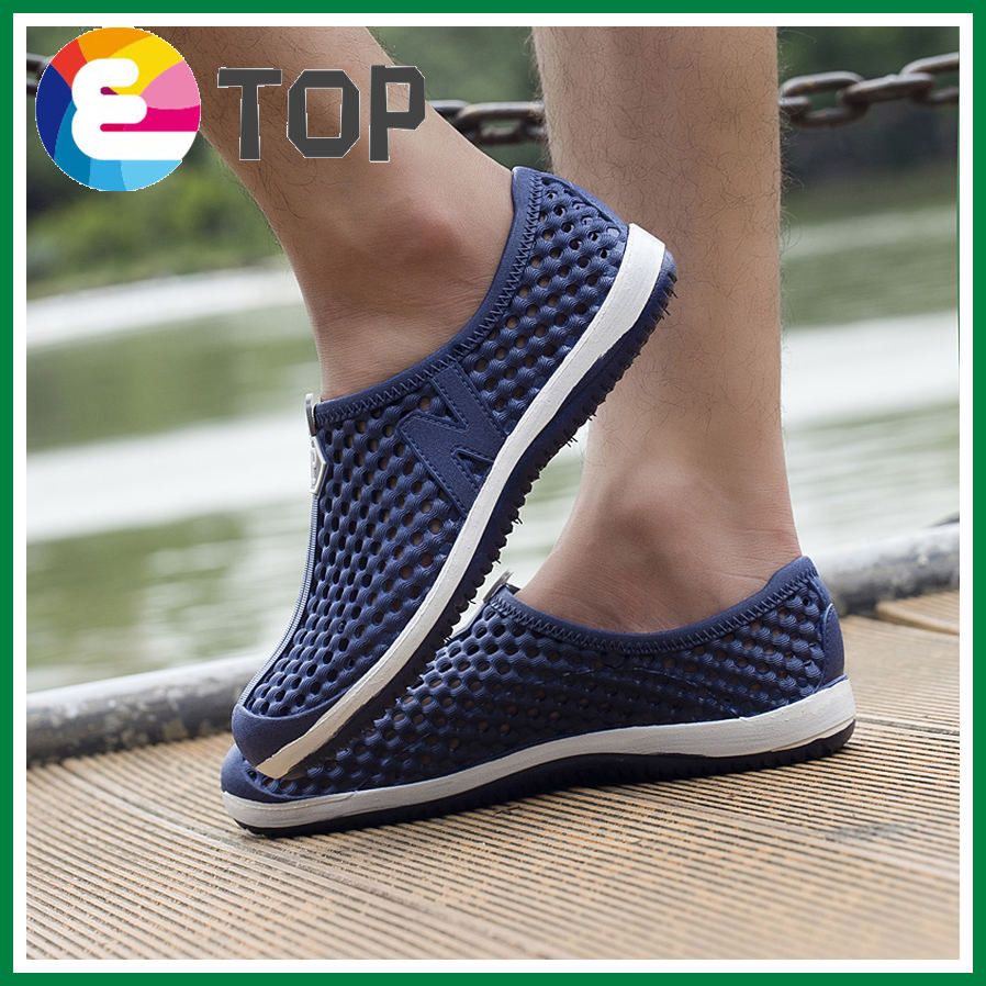 New Flat Slippers Sandals for Men and Women Sports Shoes Soft Bottom Korean Version Simple Waterproof Non-Slip Outdoor Indoor House Couple Slippers Fashion Kasut Summer Beach Walk New Selipar Summer Breathable Couple Plastic Slippers